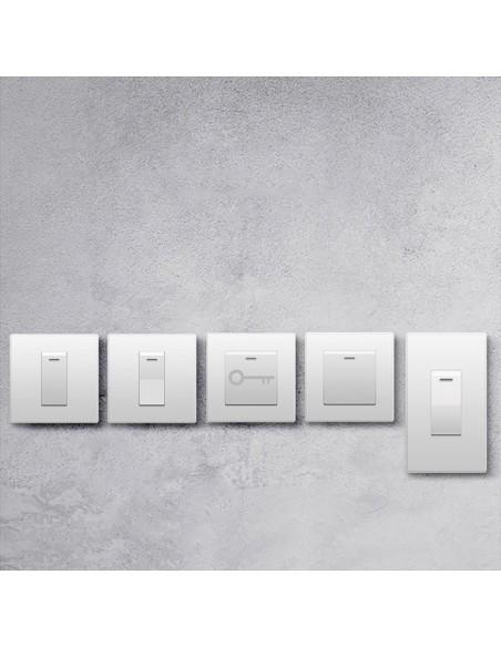 MINI R2 WiFi įleidžiamas relės jungiklis WiFi valdiklis iki 10A baltas