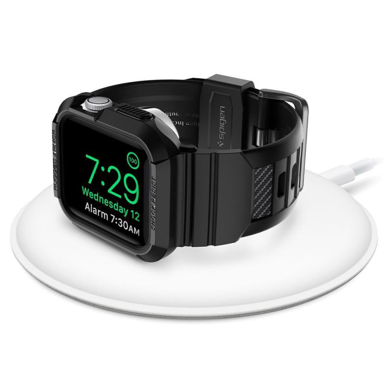 „Spigen Rugged Armor Pro“ dėklas su dirželiu, skirtas Apple Watch 4/ 5/ 6/ 7/ 8/ SE (40/ 41 mm) – juodas