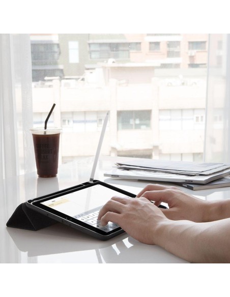 Spigen Urban Fit dėklas iPad 10.2& 39 & 39 2019 / 2020 / 2021 - juodas Spigen Urban Fit dėklas iPad 10.2& 39 & 39 2019 / 2020 / 2021 - juodas