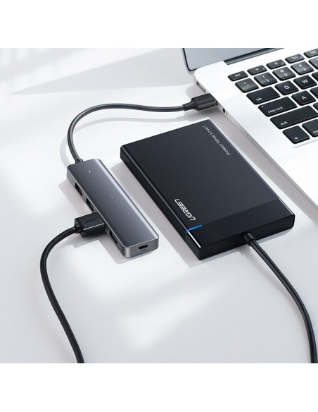 Ugreen USB Type C HUB skirstytuvas – 4x USB 3.2 Gen 1 su USB-C maitinimo prievadu pilka spalva (CM219 70336)