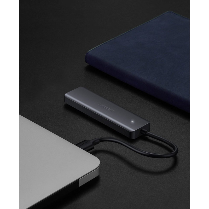 Ugreen USB Type C HUB skirstytuvas – 4x USB 3.2 Gen 1 su USB-C maitinimo prievadu pilka spalva (CM219 70336)